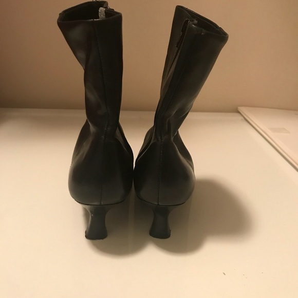 Kelly & Katie ankle boots - Picture 6 of 6